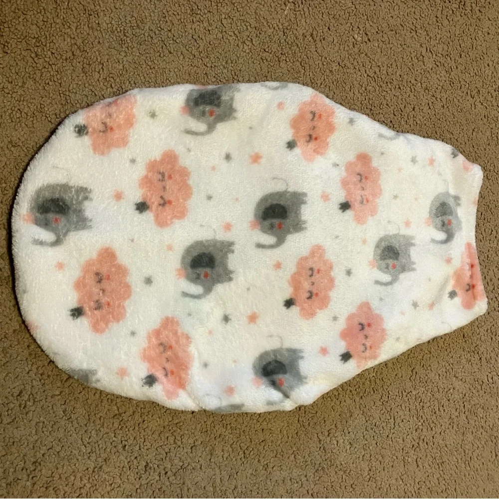 Newborn fleece white pink grey elephant swaddle wrap Gerber onesie &‎ Grey pants